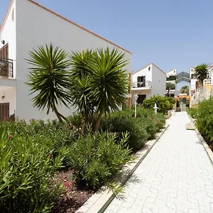 large-apartment-in-the-heart-of-las-americas.in-canary-islands.com/